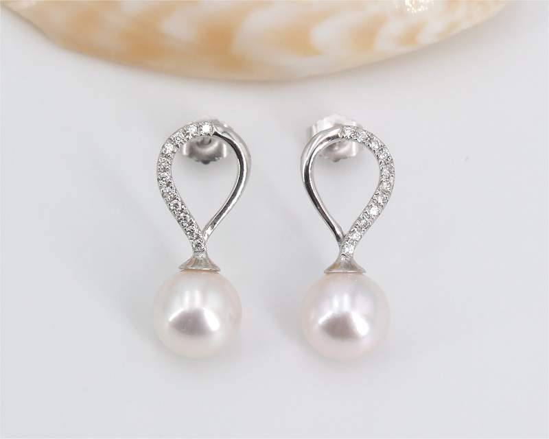 Perlen Ohrringe echt, besetzt mit Diamanten